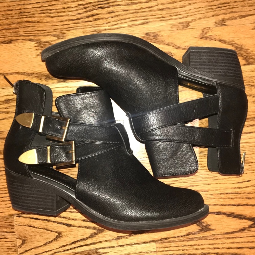 Adorable ankle booties